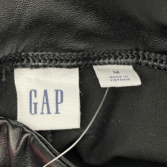 Gap True Black Faux Leather Pull On Leggings Size Medium - Picture 7 of 7